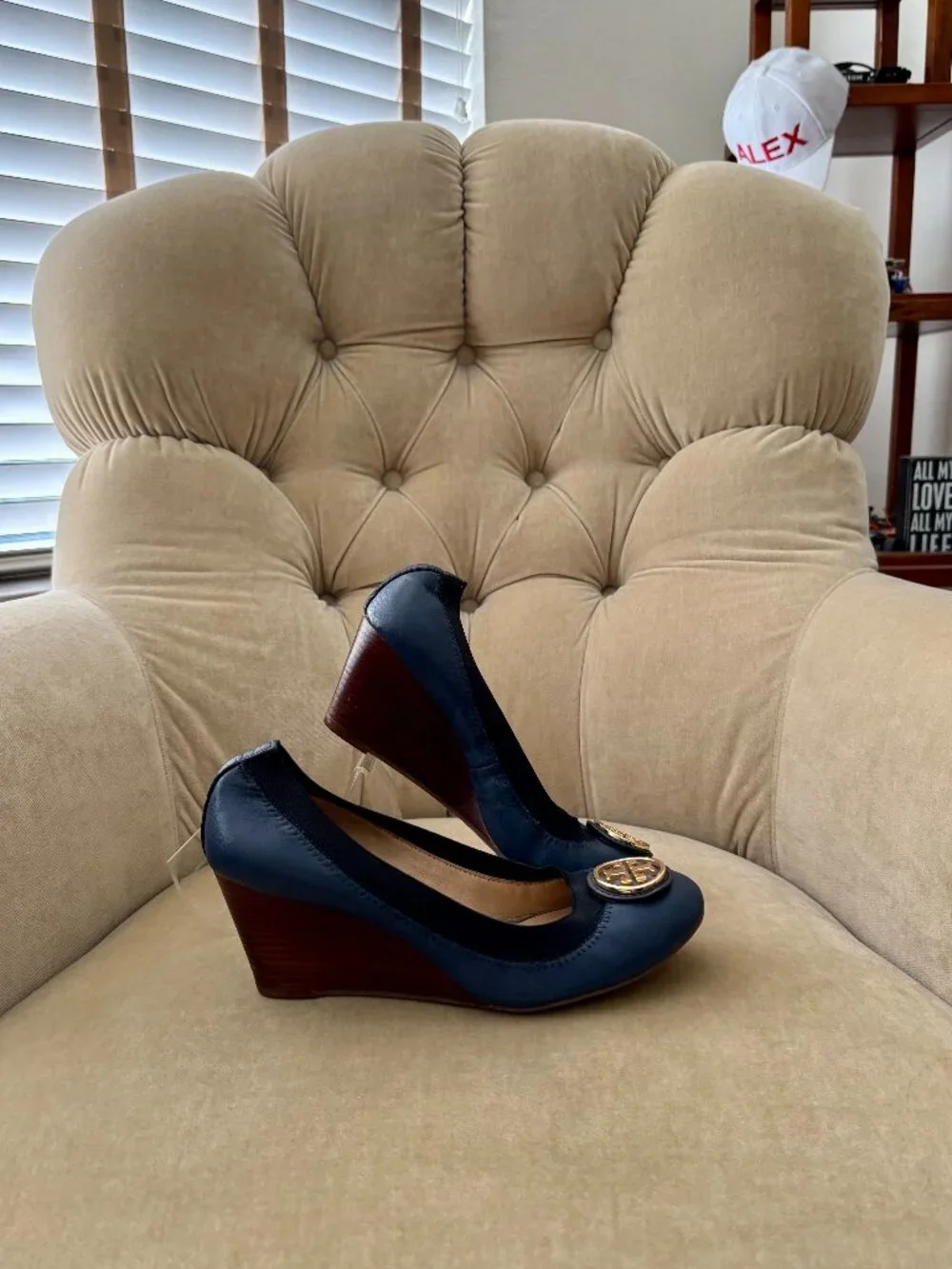 Auth.TORY BURCH Iconic Caroline Navy Leather TB Ballet Wedge Pumps